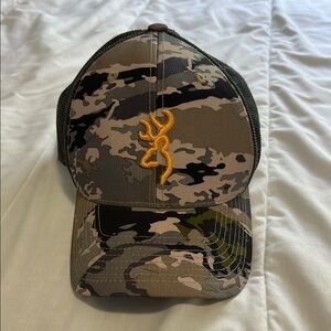NEW Browning Camo Youth Hat